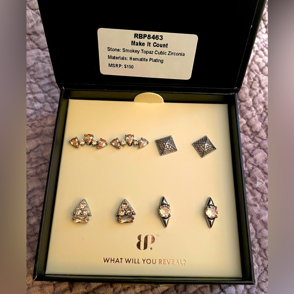 Bomb Party Make it Count RBP8463 Simply Studs